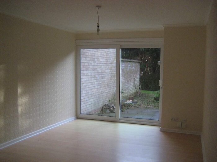 1 Bedroom Flat To Rent In Hotoft Road, Humberstone, Leicester, LE5