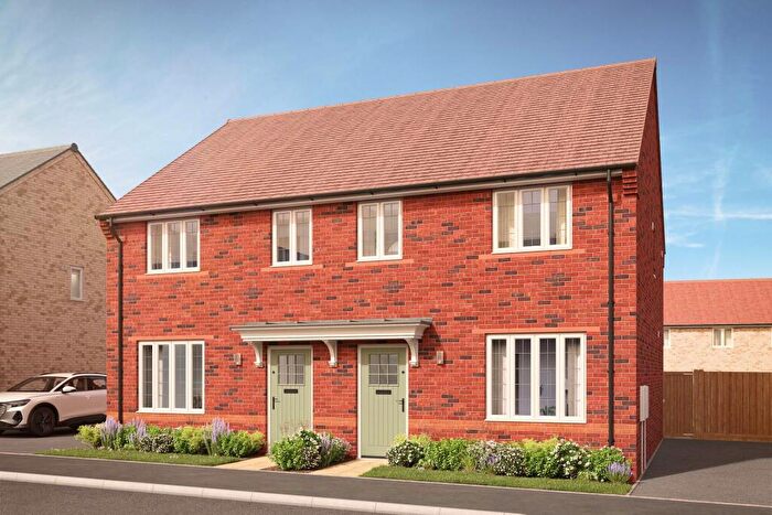 3 Bedroom Semi-Detached House For Sale In Ashingdon Road, Rochford, SS4