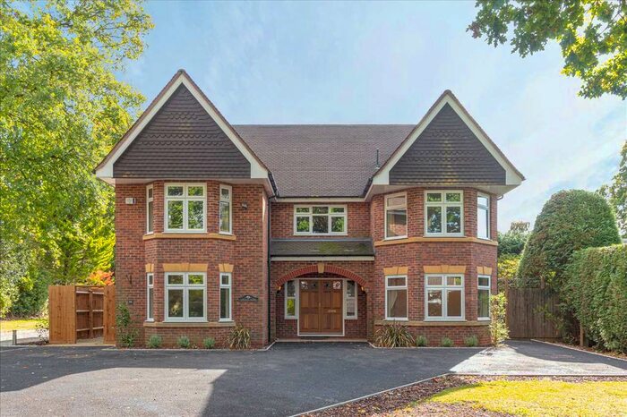 5 Bedroom Detached House To Rent In Avenue Road, Dorridge, Solihull, B93