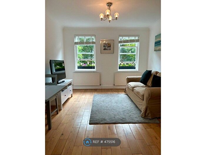 2 Bedroom Flat To Rent In West Norwood, London, SE27
