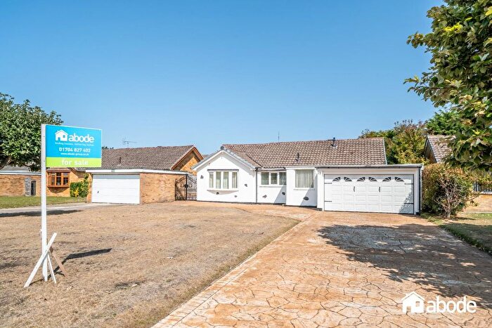 4 Bedroom Detached Bungalow For Sale In Wicks Green Close, Formby, Liverpool, L37