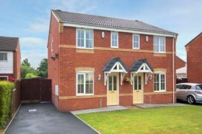 3 Bedroom Semi-Detached House To Rent In East Road, Brinsford, Wolverhampton, WV10