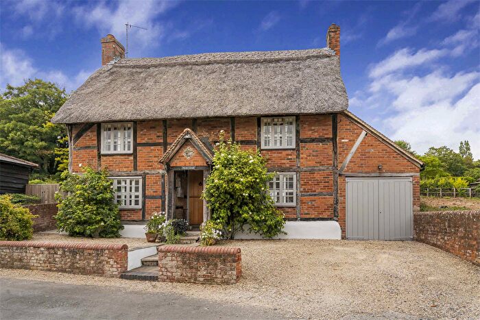 3 Bedroom Detached House For Sale In Myrtle Cottage, Aston Upthorpe, OX11