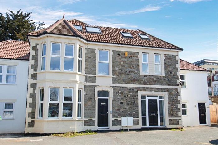 1 Bedroom Flat To Rent In The Old Vicarage - Fishponds, BS16