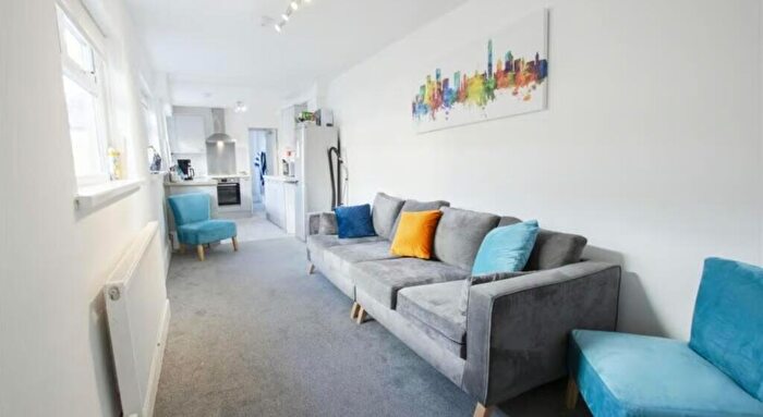 5 Bedroom House To Rent In Rotton Park Road, Birmingham, B16