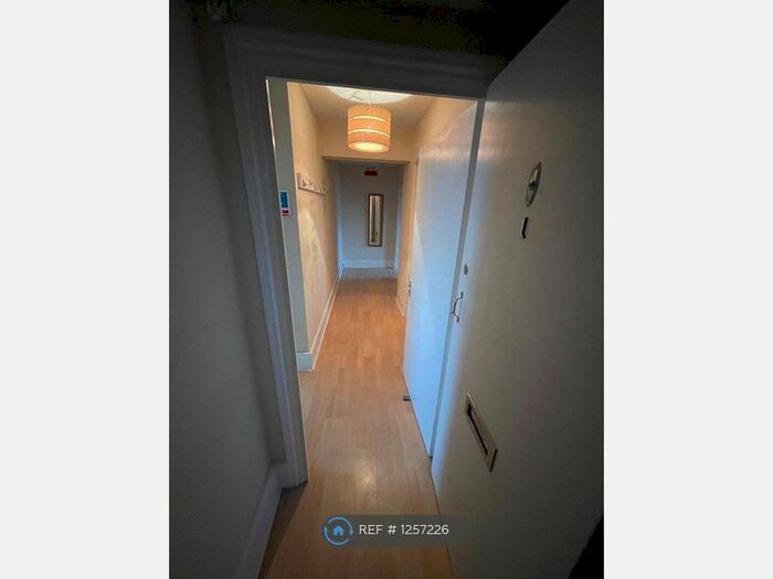 1 Bedroom Flat To Rent In Burton Street, Marnhull DT10