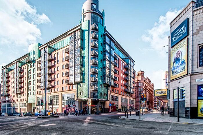 1 Bedroom Apartment To Rent In , Whitworth Street West, Manchester, M1