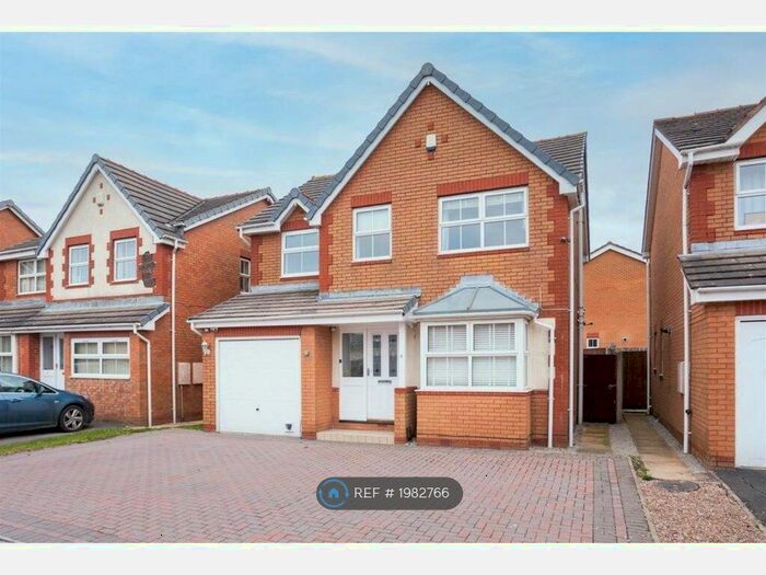 4 Bedroom Detached House To Rent In Mill House Rise, Bradford, BD5