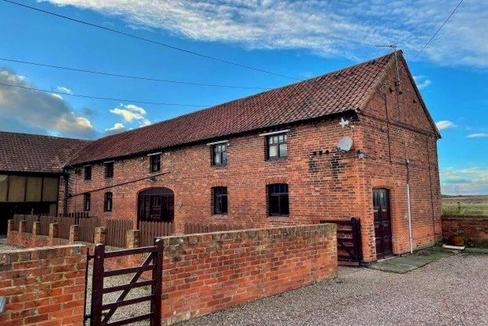 3 Bedroom Barn Conversion To Rent In Fosse Road, Nottingham, NG13