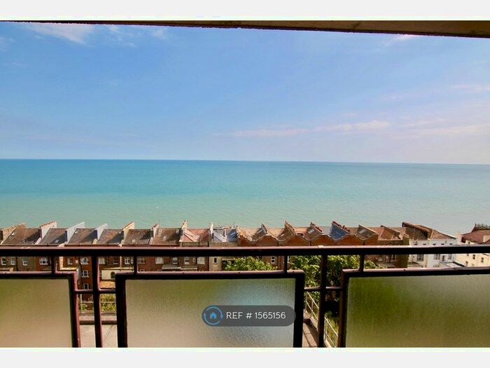 2 Bedroom Flat To Rent In Marina Heights, St. Leonards-On-Sea, TN38
