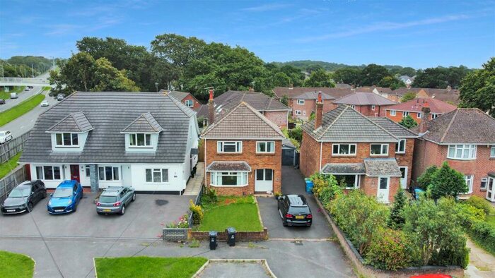 3 Bedroom Detached House To Rent In Darbys Lane, Oakdale, BH15