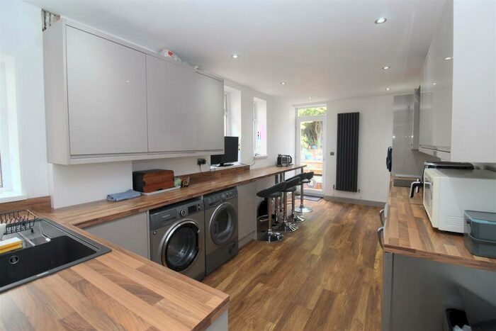 4 Bedroom House To Rent In Burlington Terrace, Cardiff, CF5