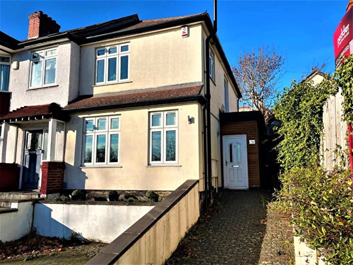 2 Bedroom House To Rent In Honor Oak Road, Forest Hill, London, SE23