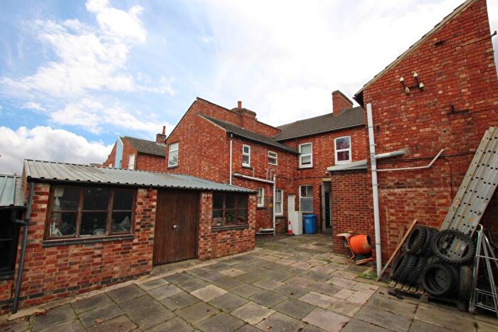 4 Bedroom Block Of Apartments For Sale In Regent Street, Kettering, NN16