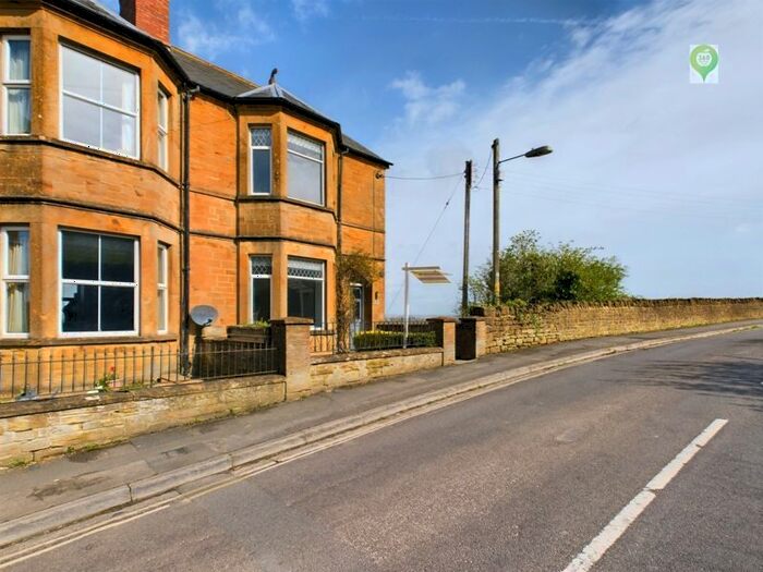 3 Bedroom Cottage For Sale In High Street, Stoke-Sub-Hamdon, TA14