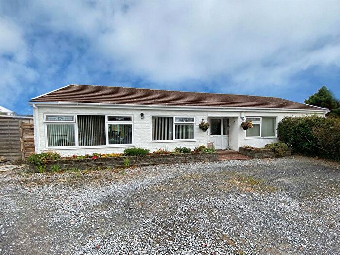4 Bedroom Detached Bungalow For Sale In Elkington Road, Burry Port, SA16