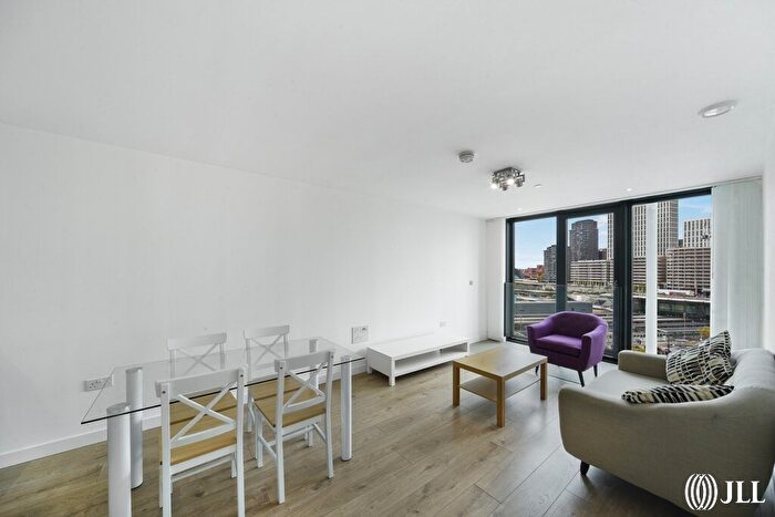1 Bedroom Flat To Rent In Stratosphere Tower, London, E15