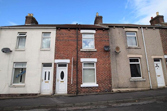2 Bedroom House To Rent In Hawthorn Terrace, Stanley, DH9
