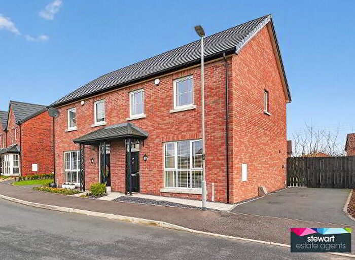 3 Bedroom Semi-Detached House For Sale In Magherahinch Road, Moira, BT67