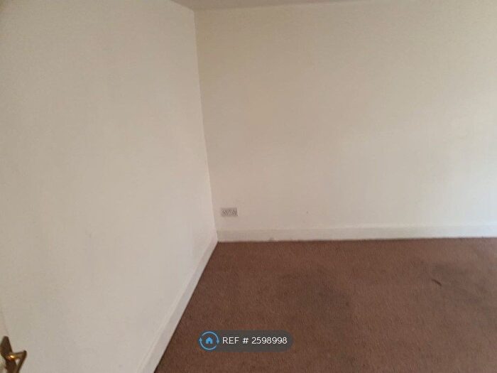 1 Bedroom Flat To Rent In Malden Road, London, NW5