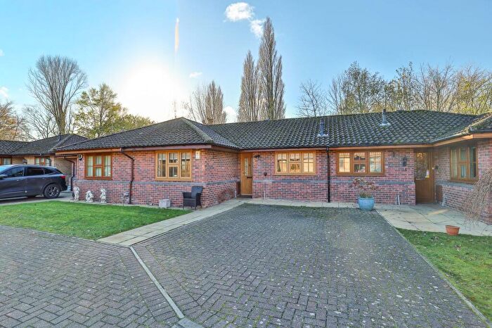 2 Bedroom Terraced Bungalow For Sale In Windsor Drive, Nailsea, BS48