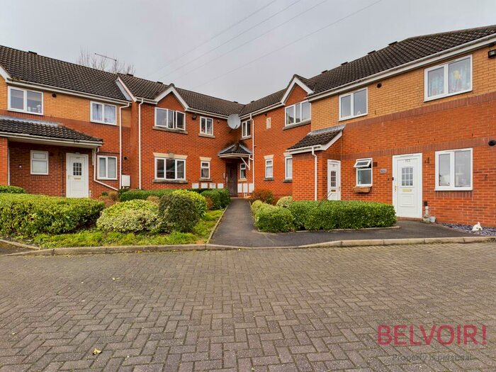 1 Bedroom Flat To Rent In Silverstone Crescent, Packmoor, Stoke-on-Trent, ST6