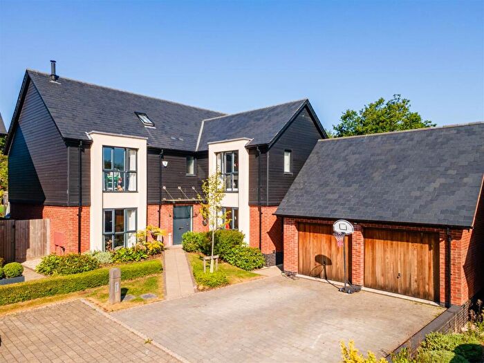 5 Bedroom Detached House For Sale In Aylesbury Road, Lapworth, Solihull, B94