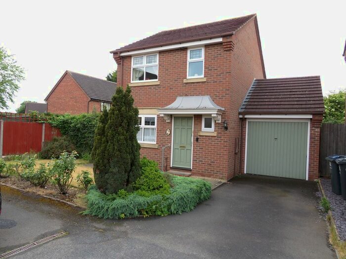 3 Bedroom Detached House To Rent In Brinklow Croft, Shard End, Birmingham, B34