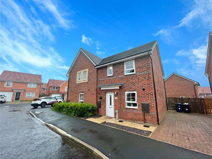 3 Bedroom Semi-Detached House To Rent In Elder Grove., Blakelaw, Newcastle Upon Tyne, NE5