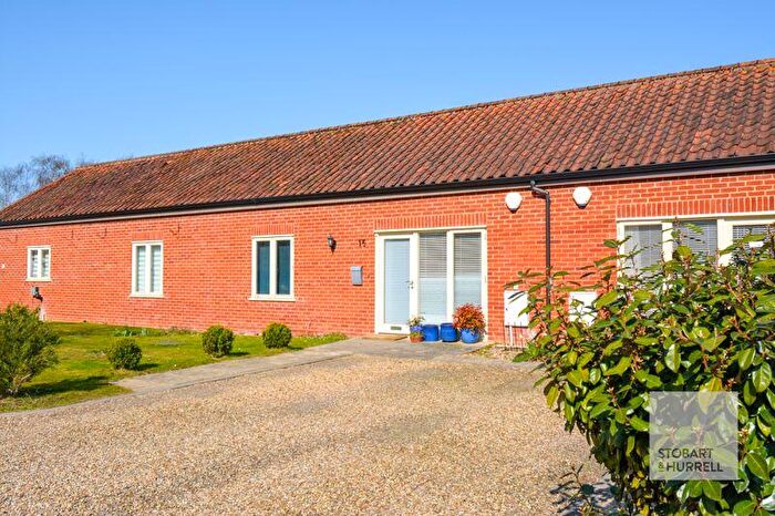 2 Bedroom Barn Conversion For Sale In Laurel Farm Barns, Tunstead, Norfolk, NR12