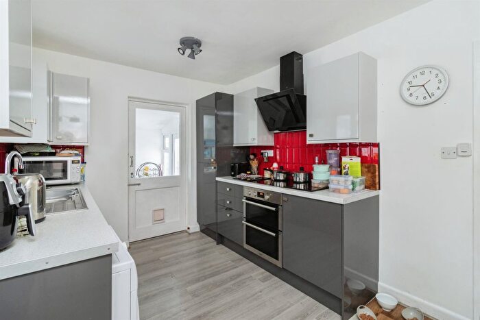 2 Bedroom Semi-Detached House For Sale In Greenlands Avenue, Paignton, TQ3