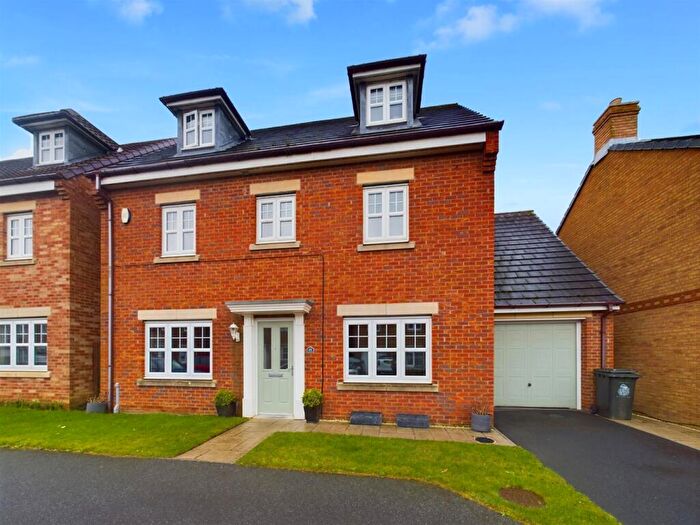 5 Bedroom Detached House For Sale In Earlsmeadow, Earsdon View, NE27