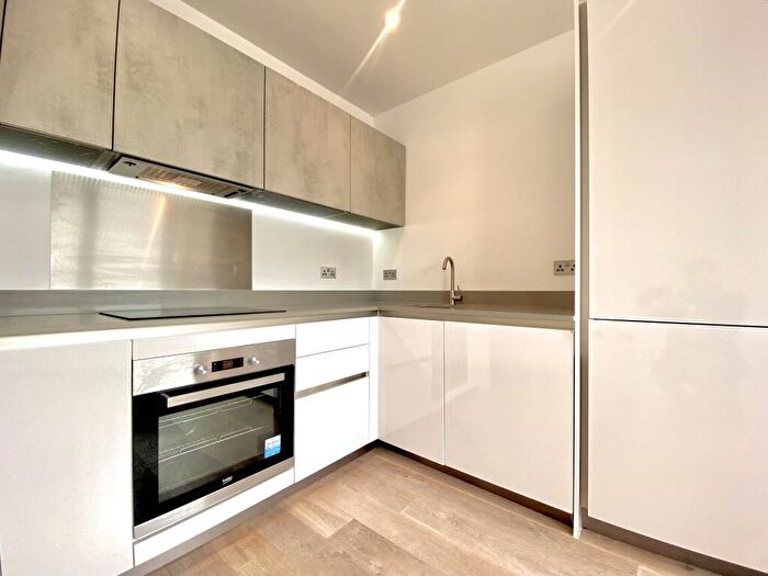 1 Bedroom Apartment To Rent In Romney Place, Maidstone, ME15