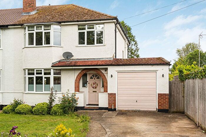 3 Bedroom Semi-Detached House For Sale In Sole Farm Road, Bookham, KT23