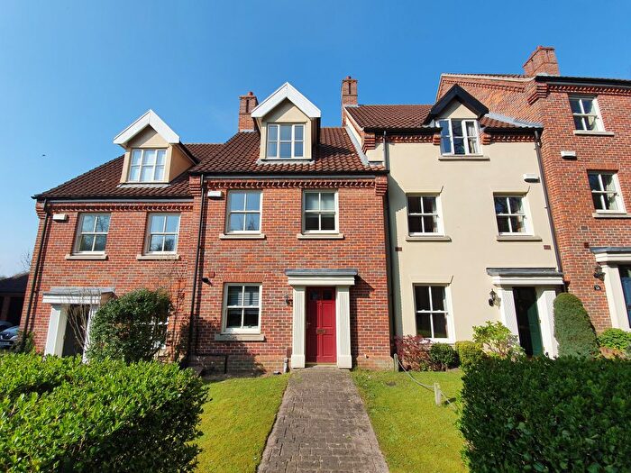 4 Bedroom Town House To Rent In The Willows, Norwich, NR2