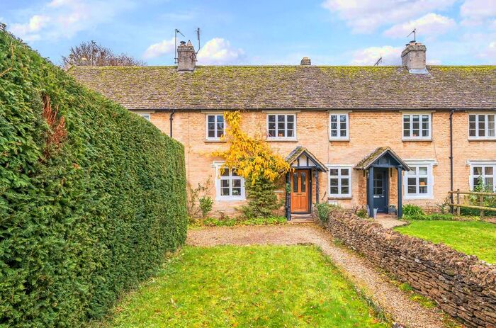 3 Bedroom Terraced House For Sale In New Row, Buckland, Faringdon, Oxfordshire, SN7