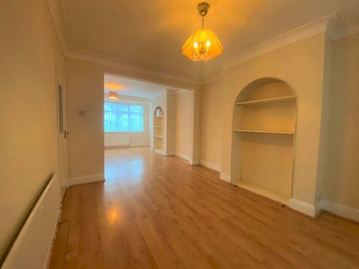 3 Bedroom Terraced House To Rent In Rickmansworth Road, Pinner, HA5