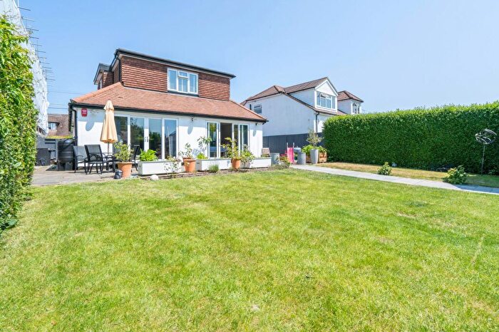 4 Bedroom Detached House For Sale In Howard Road, Seer Green, HP9