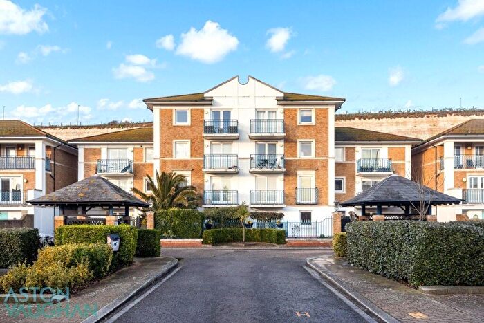 2 Bedroom Apartment For Sale In Victory Mews, The Strand, Brighton Marina Village, BN2