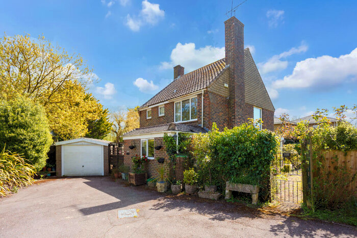 5 Bedroom Detached House For Sale In Lock Lane, Chichester, PO20