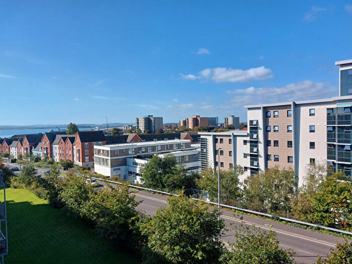 3 Bedroom Apartment For Sale In Avenel Way, BH15