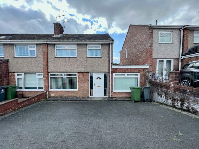4 Bedroom Terraced House To Rent In Oakwood Avenue, Penylan, Cardiff, CF23