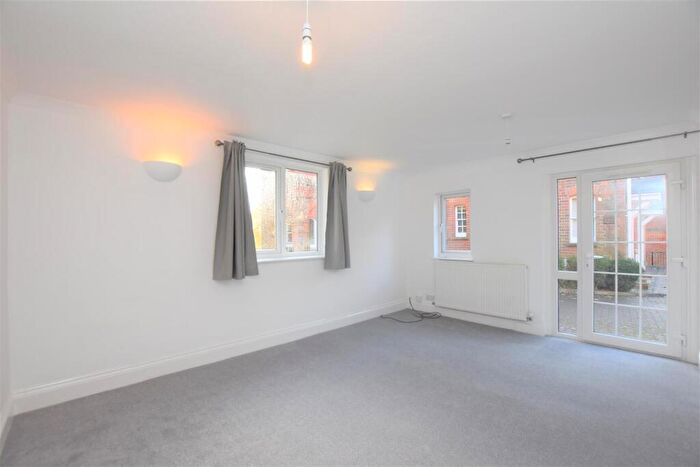 2 Bedroom Apartment To Rent In Warren House, St Peters Avenue, RG4