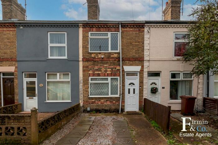 3 Bedroom Terraced House To Rent In New Road, Woodston, Peterborough, PE2