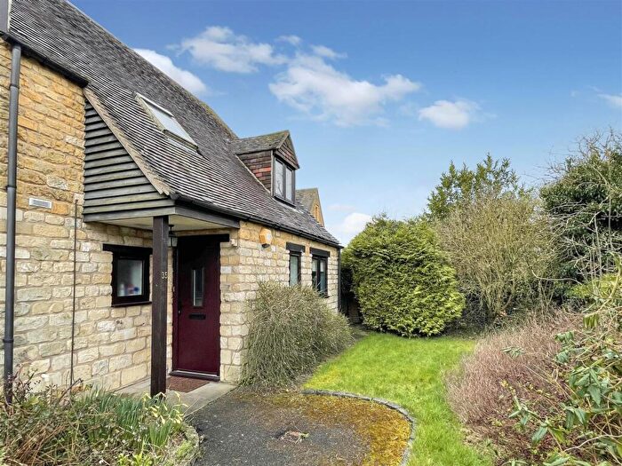 3 Bedroom House To Rent In Wolds End Close, Chipping Campden, GL55