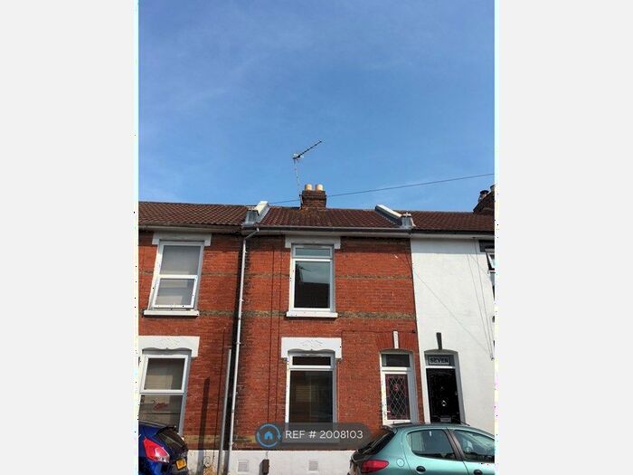 4 Bedroom Terraced House To Rent In Eton Road, Portsmouth, PO5