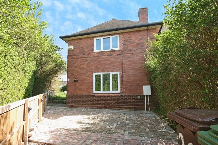 3 Bedroom End Terrace House For Sale In Bracken Close, Nottingham, NG8