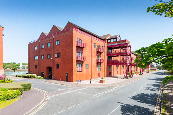 1 Bedroom Apartment For Sale In Victoria Mansions, Ashton-on-Ribble, PR2