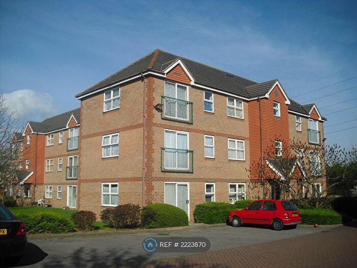 2 Bedroom Flat To Rent In Chafford Hundred, Chafford Hundred, Grays, RM16