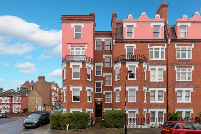 1 Bedroom Flat To Rent In Waldemar Avenue, Fulham, London, SW6